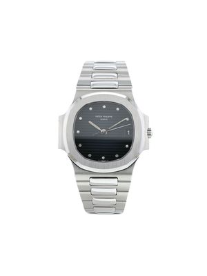 Patek Philippe 1990 pre-owned Nautilus 33mm - Blue